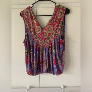 Free People Floral Sleeveless Blouse. Lavender. Size small